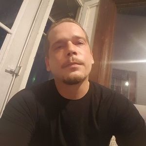 Meet your Posher, Lee